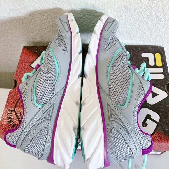 NEW FILA Womens Ancerus 5 Running Shoes Athletic Sneakers 6 NIB - Picture 4 of 11